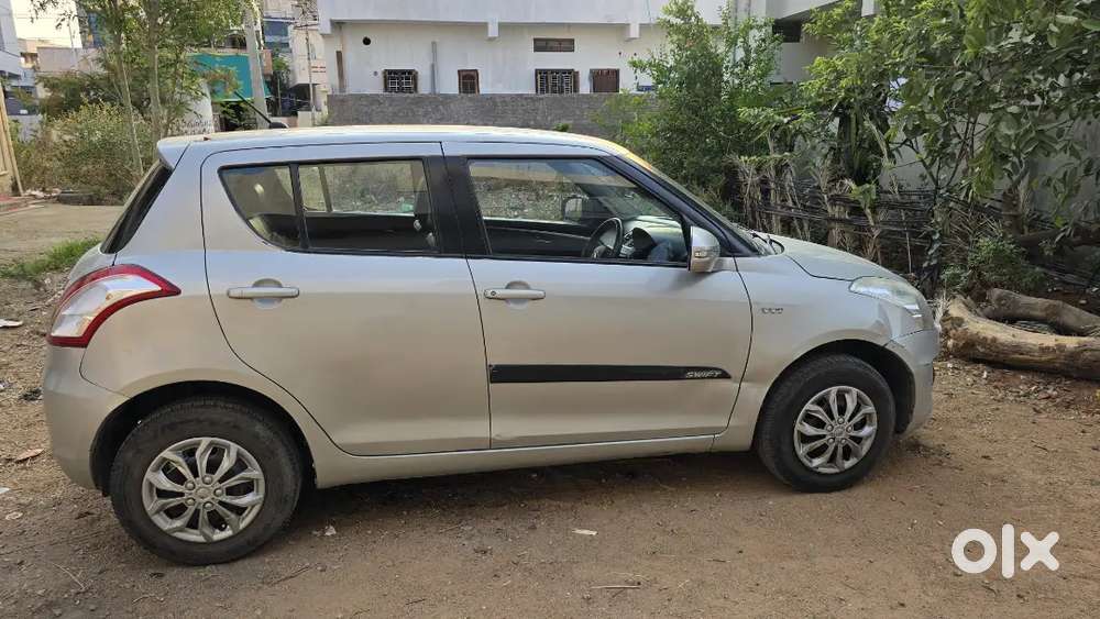 Maruti Suzuki Swift 2015 Petrol 80000 Km Driven