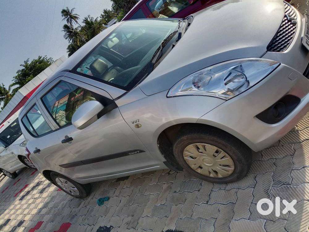 Maruti Suzuki Swift Lxi Optional-o, 2012, Petrol
