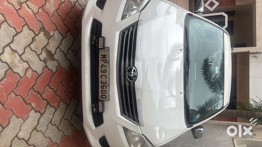 Toyota Innova  2.5 G