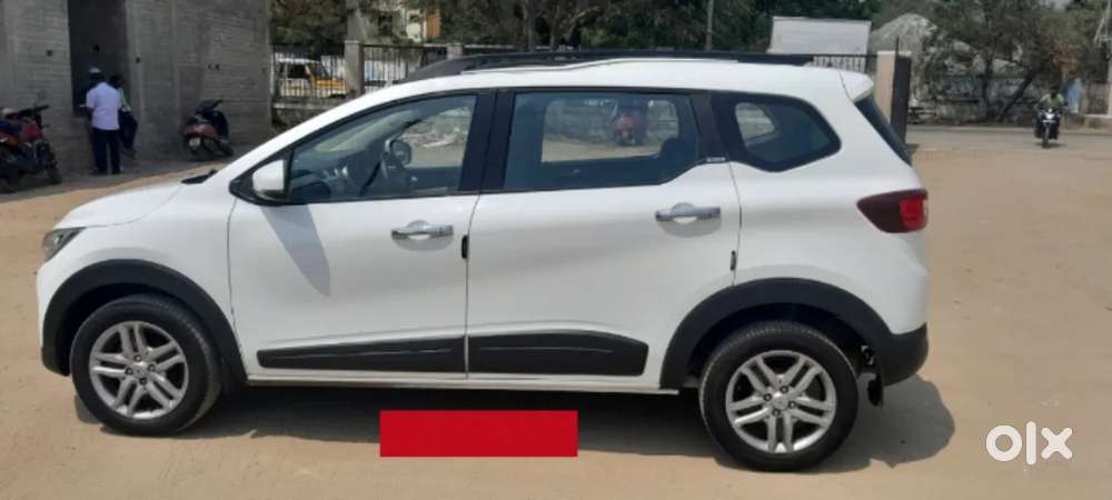 Renault Triber Rxz, 2021, Petrol