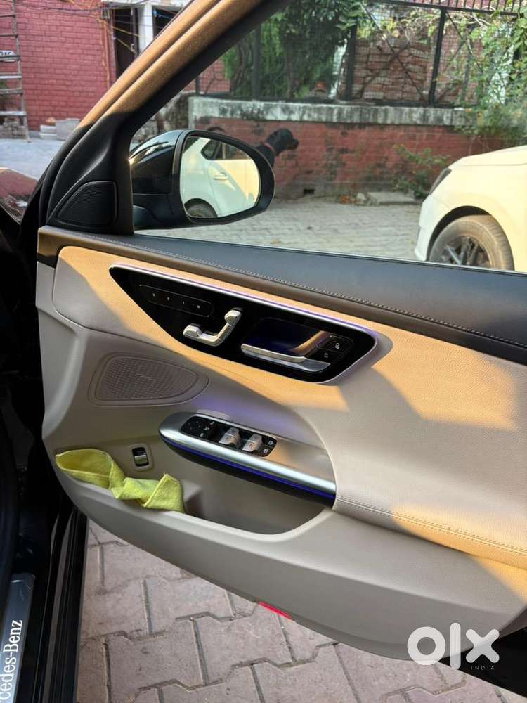 Brand New Condition C 200