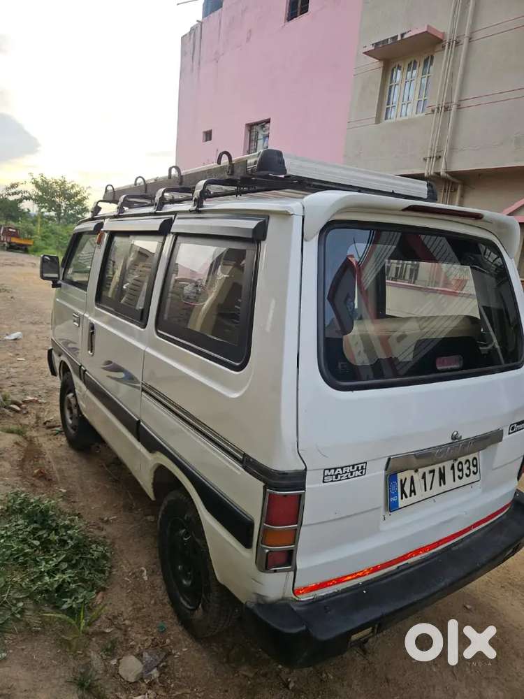Maruti Suzuki Omni 2010