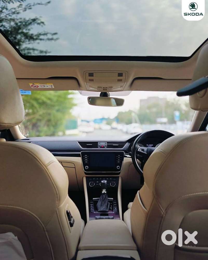 Skoda Superb Laurin And Klement 1.8, 2020, Petrol