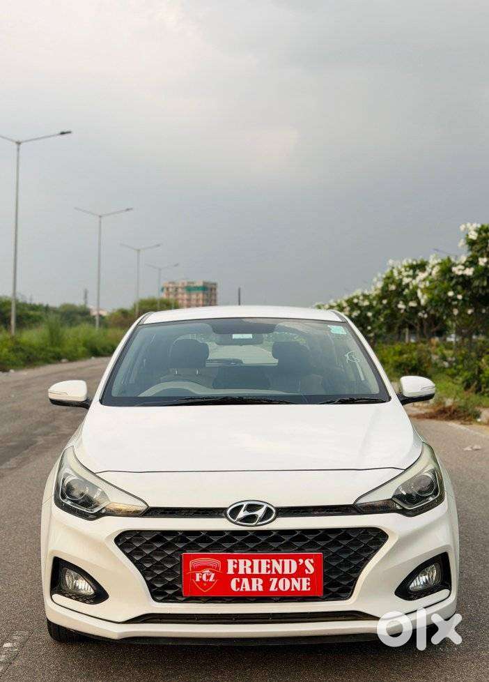 Hyundai I20 Petrol Asta Option, 2018, Petrol