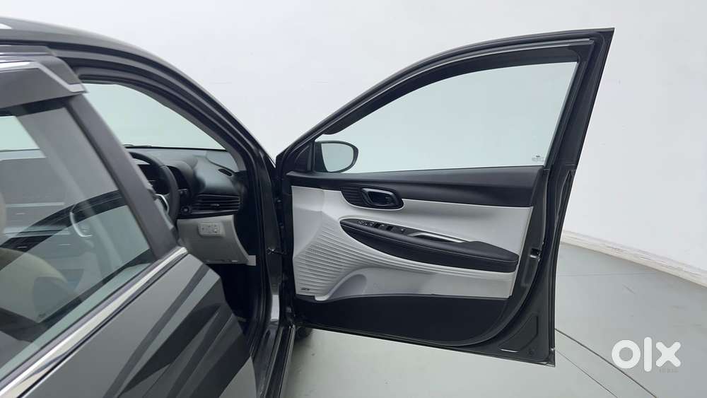 Hyundai New I20 1.2 Asta (o) Ivt, 2024, Petrol
