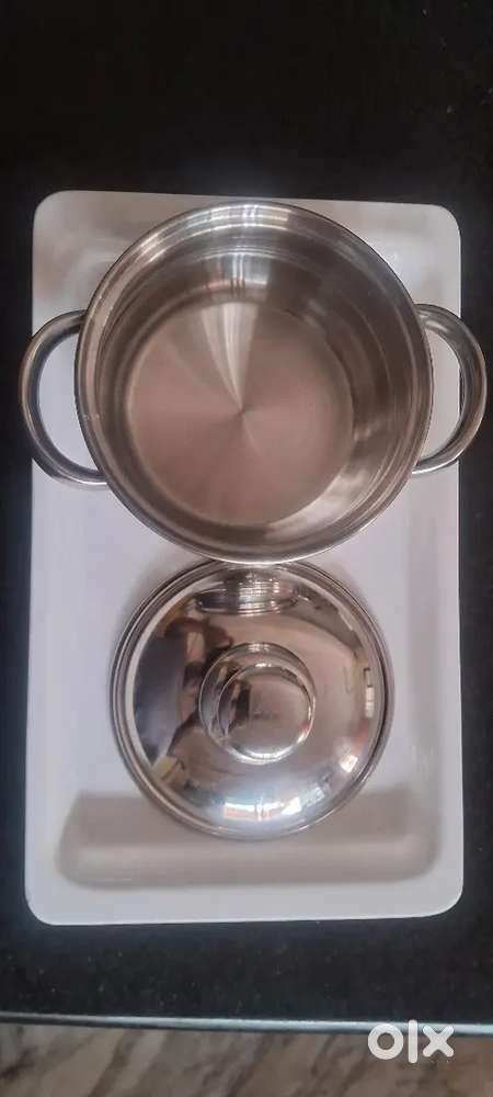 Biryani handi (serving bowl with lid)