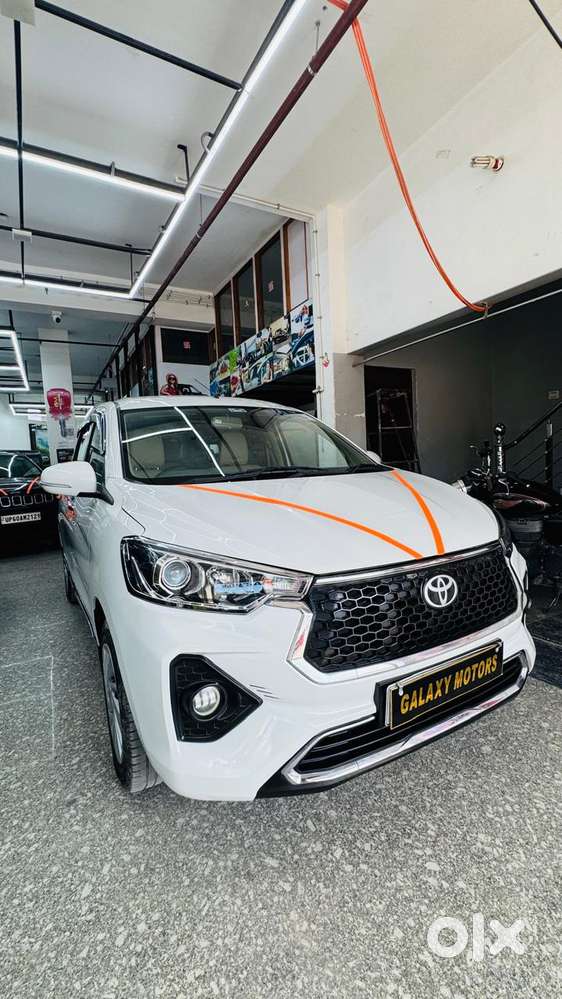 Toyota Rumion S Cng, 2025, Petrol