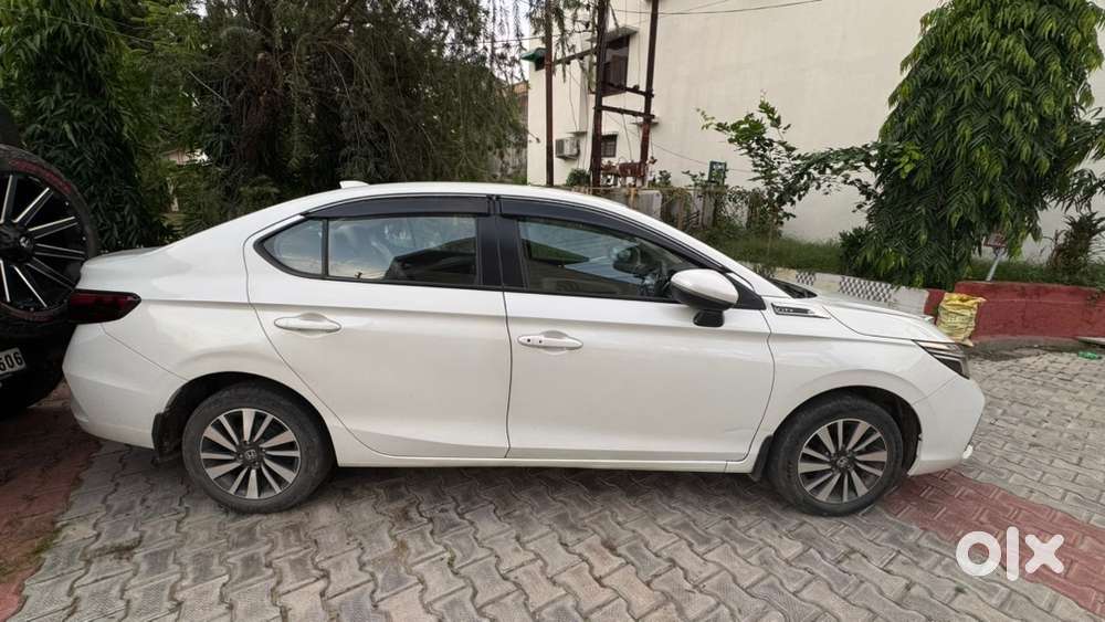Honda City 2024 Elegant Edition