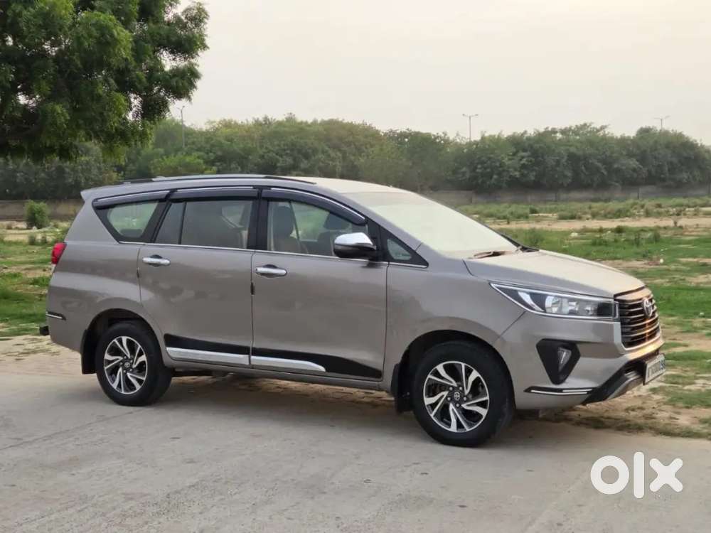 Toyota Innova Crysta 2022