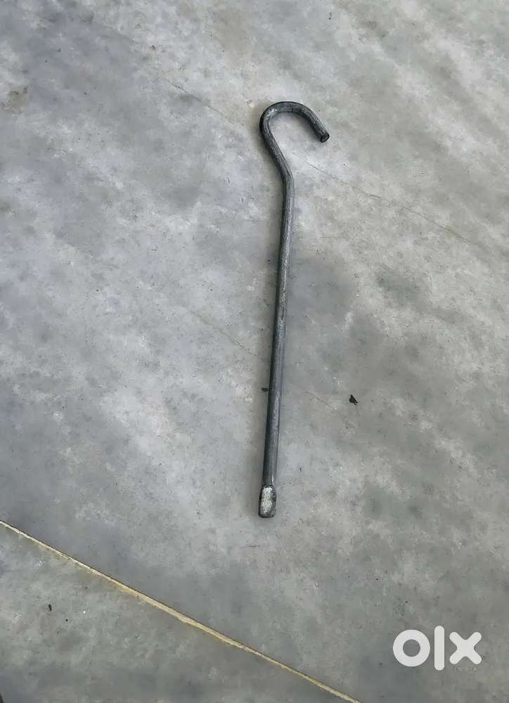 Chevrolet Beat Tire And Jack
