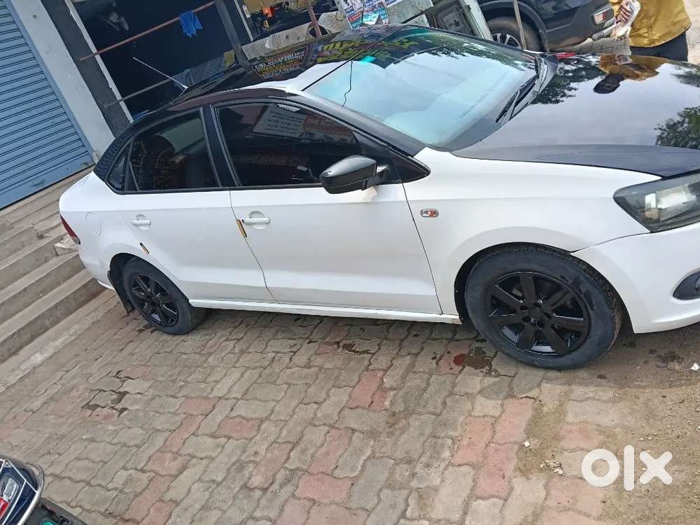 Volkswagen Vento 2012 Diesel Manual 80000 Km