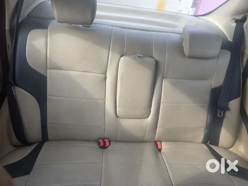 Ford Aspire Titanium Blu 2016