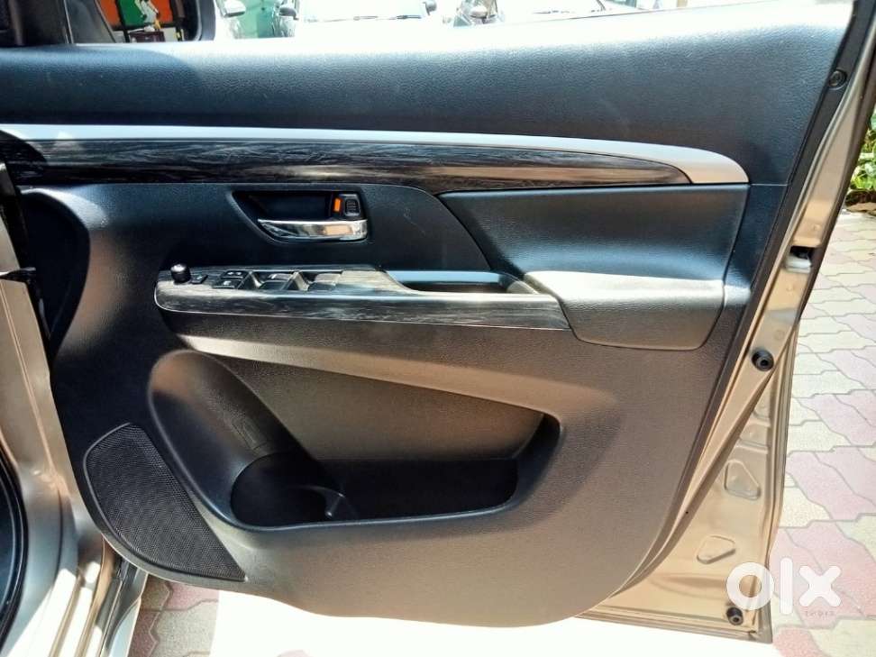 Maruti Suzuki Xl6 1.5 Alpha At, 2021, Petrol