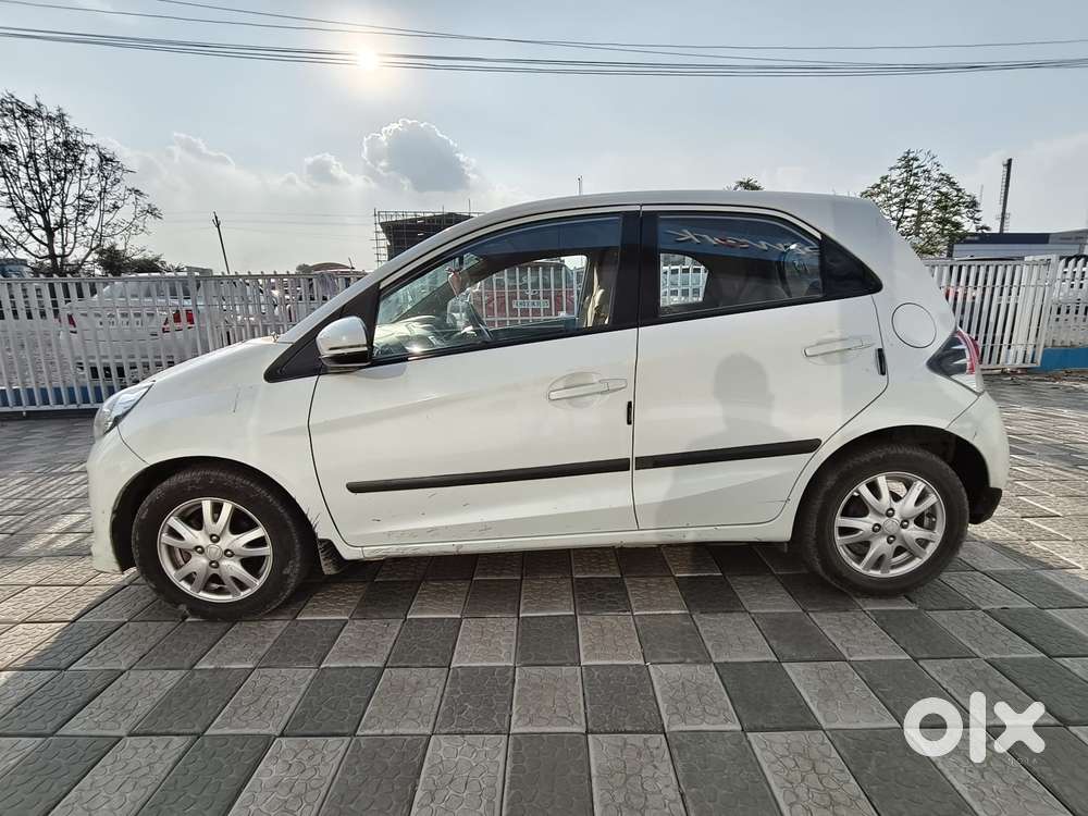 Honda Brio 2013-2016 Vx At, 2016, Petrol