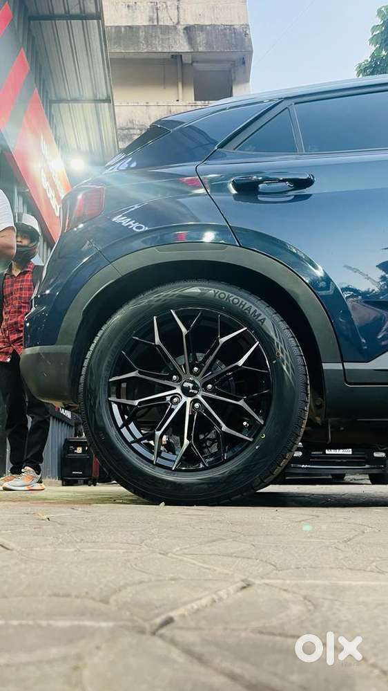 Hyundai Venue 2021 Petrol Well Maintained