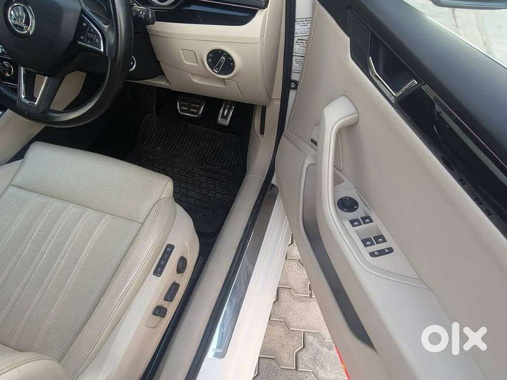 Skoda Superb L&k 1.8 Tsi At, 2020, Petrol