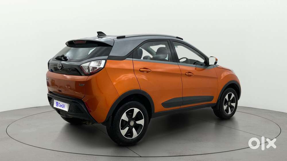 Tata Nexon 1.2 Revotron XZA Plus DualTone, 2019, Petrol