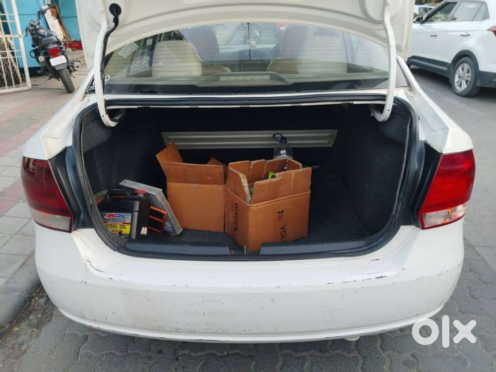 Volkswagen Vento 2010-2013 Petrol Trendline, 2011, Petrol