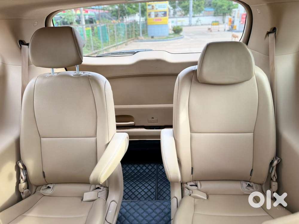 Kia Carnival Prestige, 2021, Diesel