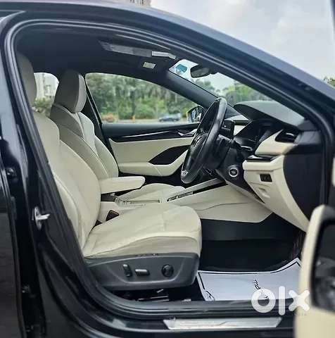 Skoda Octavia 2.0 L K Tsi At, 2022, Petrol