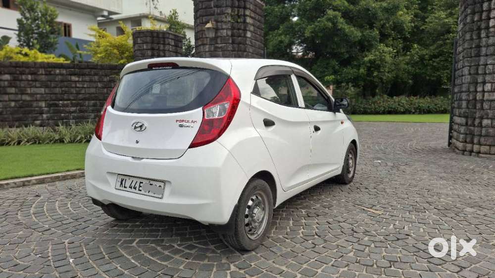 Hyundai Eon Era +, 2017, Petrol
