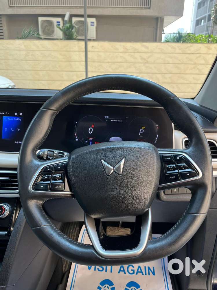 Mahindra Xuv700 2.0 Ax 7 Petrol At Luxury Pack Str, 2022, Petrol