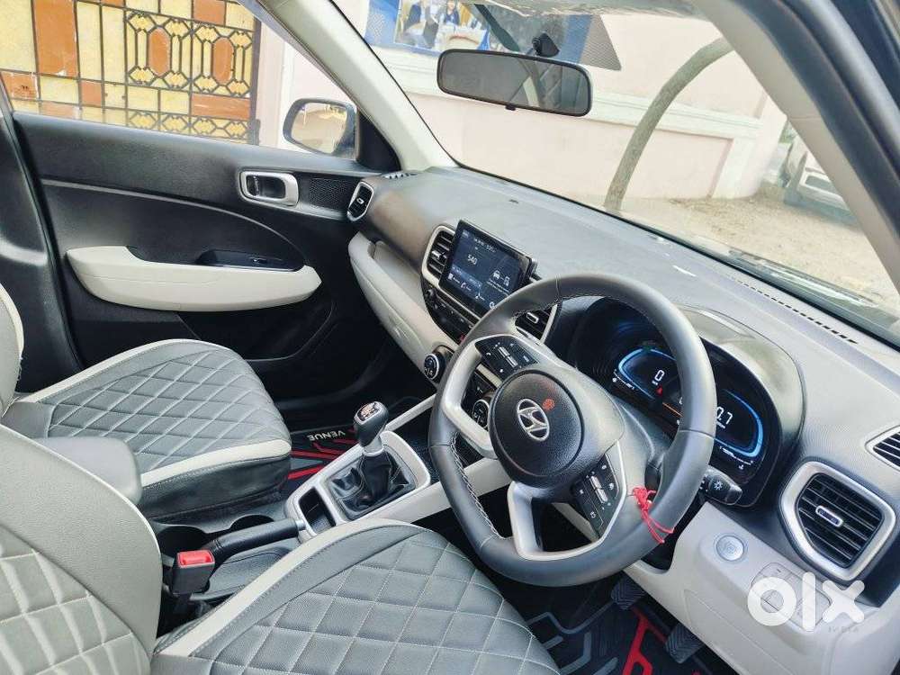 Hyundai Venue Sx Mt, 2025, Diesel