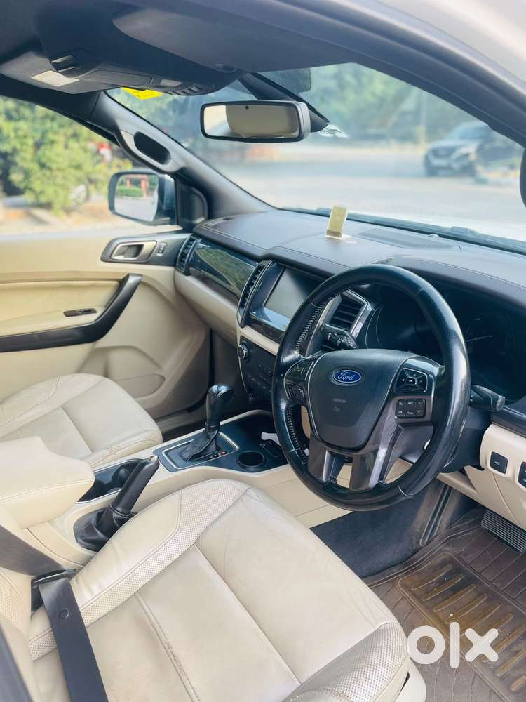 Ford Endeavour 2.2 Titanium At 4x2, 2016, Diesel
