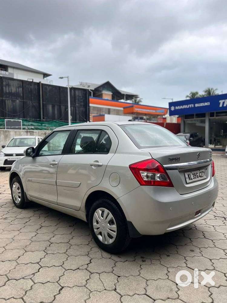 Maruti Suzuki Swift Dzire Vxi Optional, 2014, Petrol