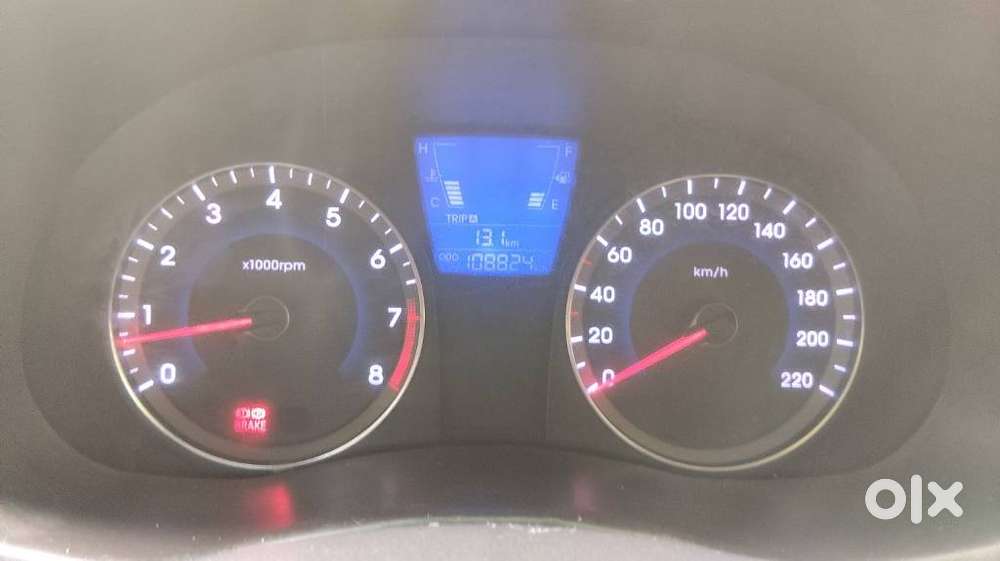 Hyundai Verna Fluidic 1.6 Vtvt Sx, 2012, Petrol