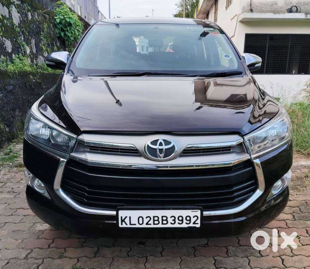 Toyota Innova Crysta 2.8 Gx At, 2017, Diesel