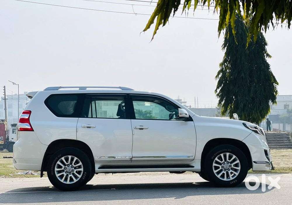 Toyota Land Cruiser Prado Vx L, 2015, Diesel