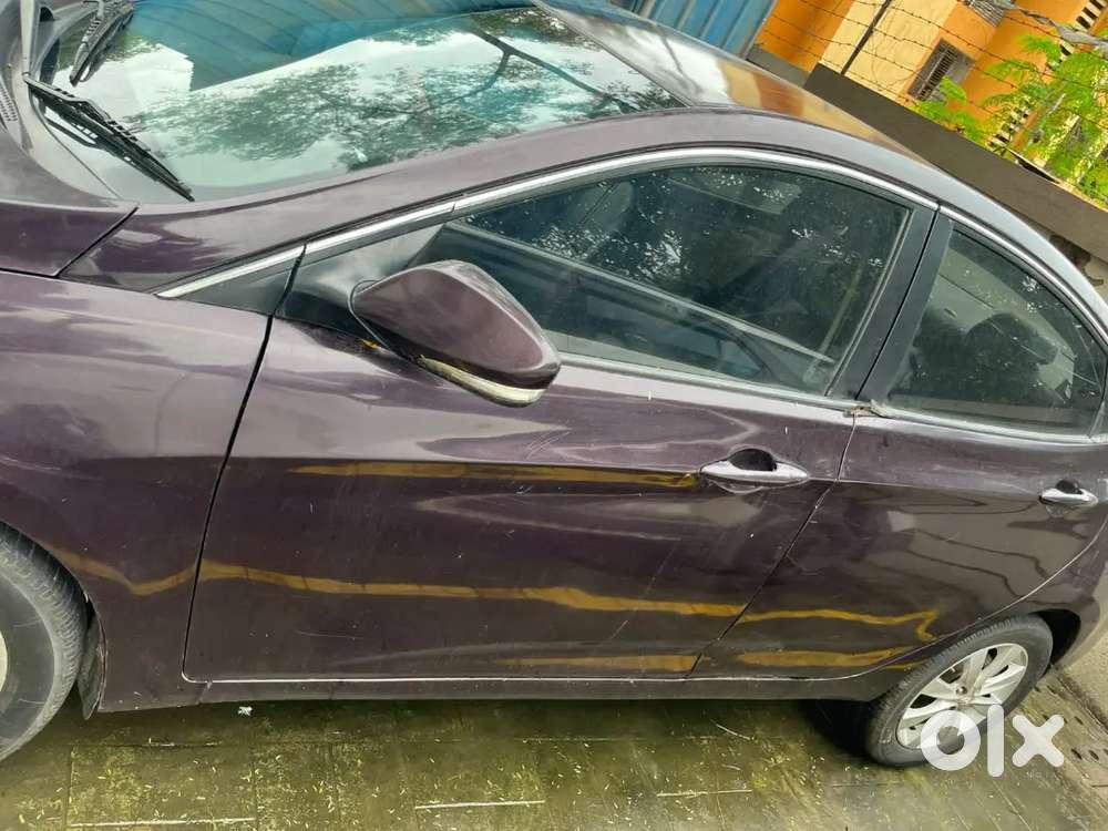 Hyundai Verna 1.6 E Crdi 2012