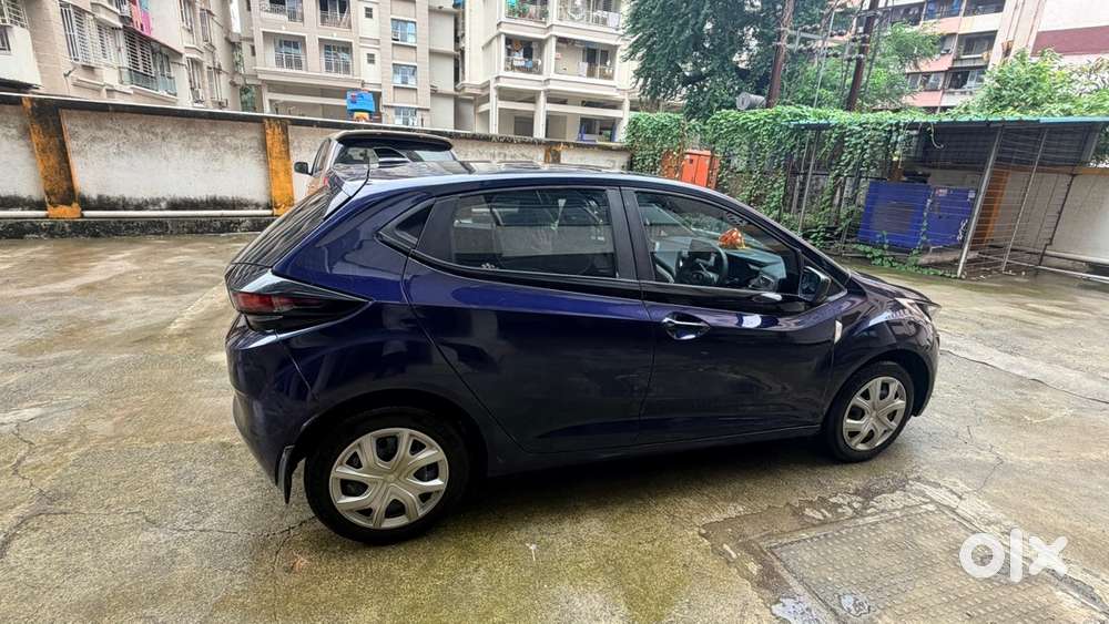 Tata Altroz Cng Sunroof 2024 Car