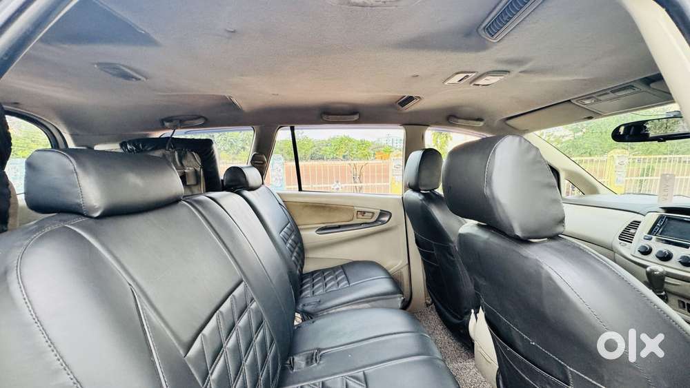 Toyota Innova 2.5 Gx 7 Seater Bs Iv, 2014, Diesel