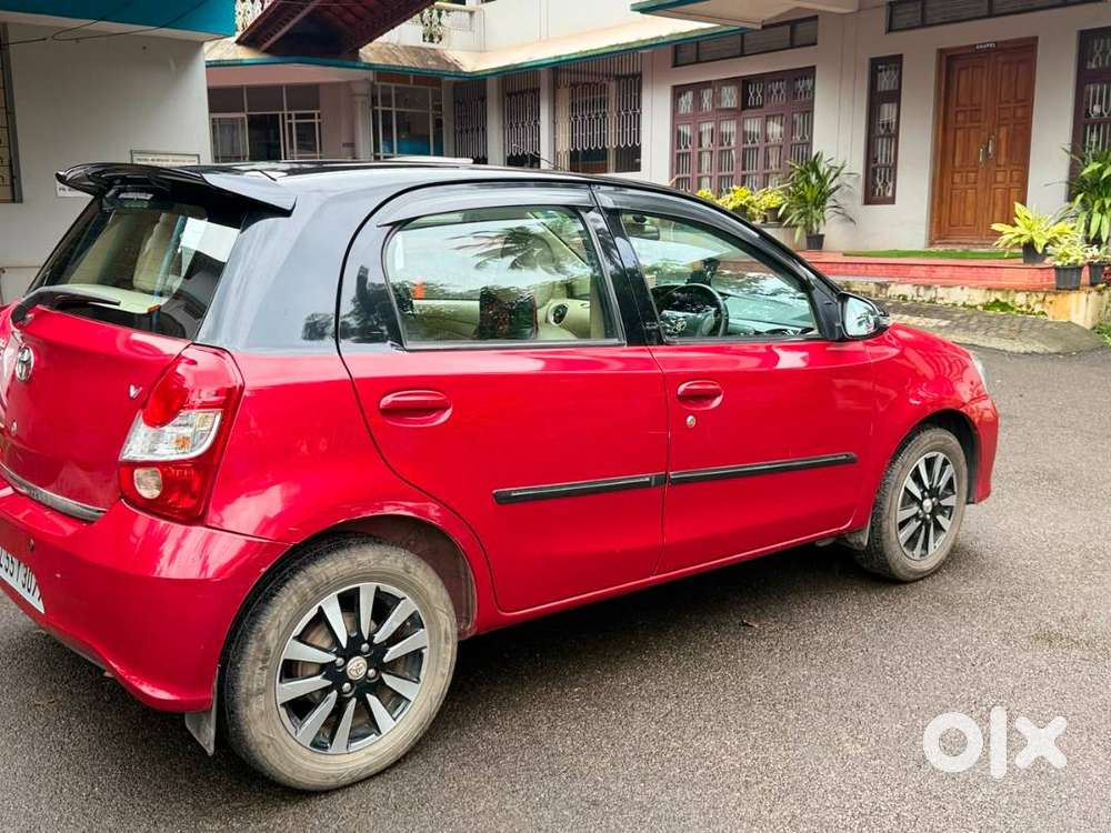 Toyota Etios Liva Dual Tone Petrol 2018 – Excellent Condition