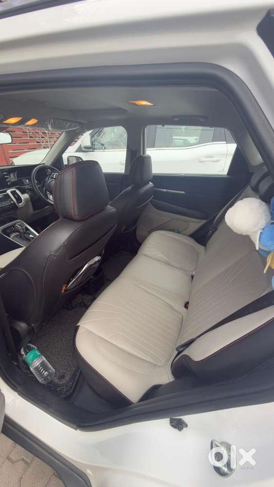 Kia Sonet 2023 Petrol 19000 Km Driven