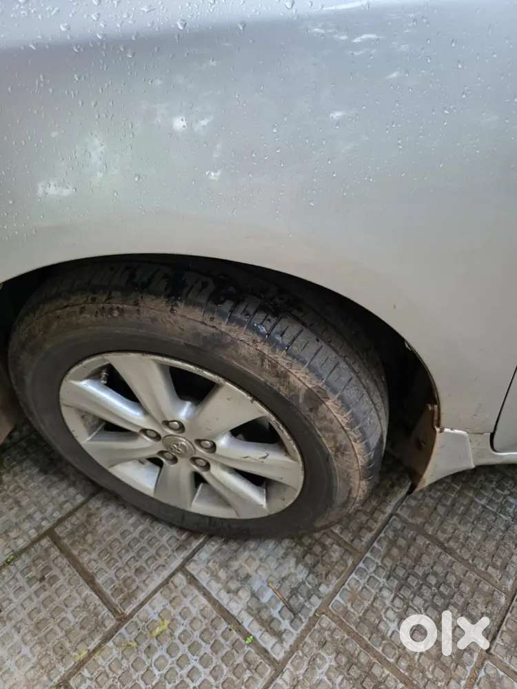 Toyota Corolla Altis 2010