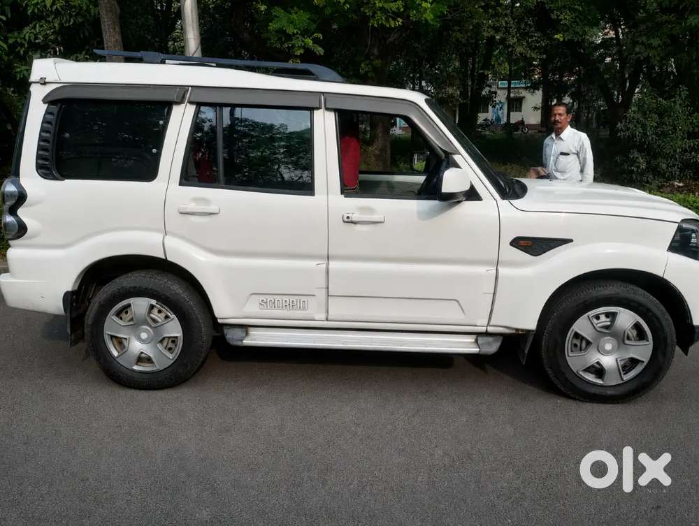 Mahindra Scorpio S4 2017 Diesel 68000 Km Driven