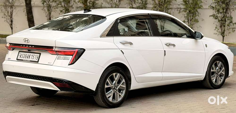 Hyundai Verna 1.5 Sx Vtvt, 2023, Petrol