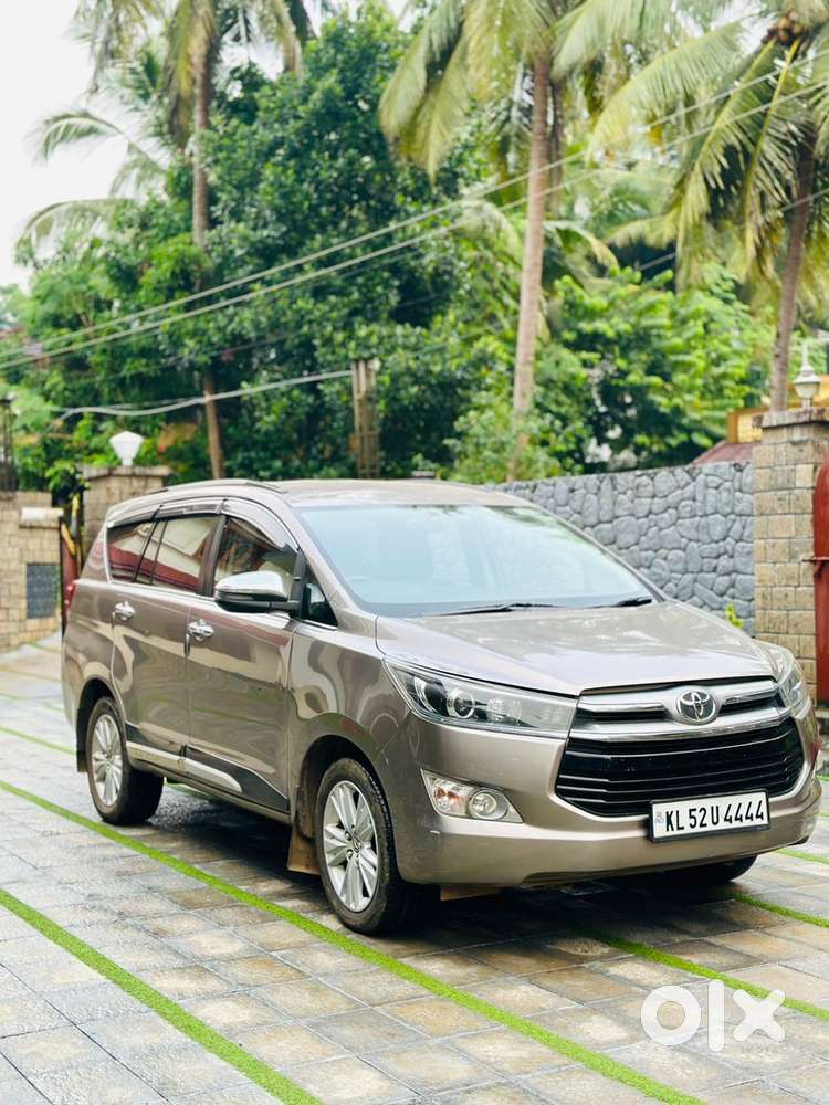 Toyota Innova Crysta 2018