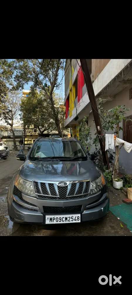 Mahindra Xuv500 2013 Diesel 90000 Km Driven