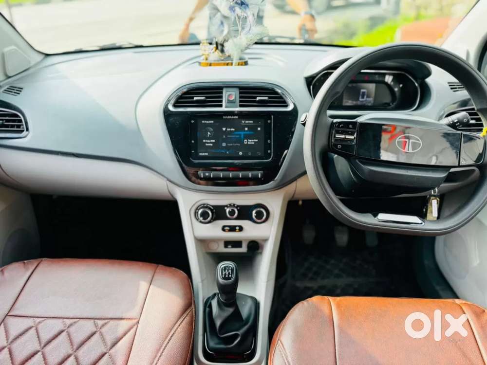 Tata Tiago 1.2 Revotron Xta, 2026, Petrol