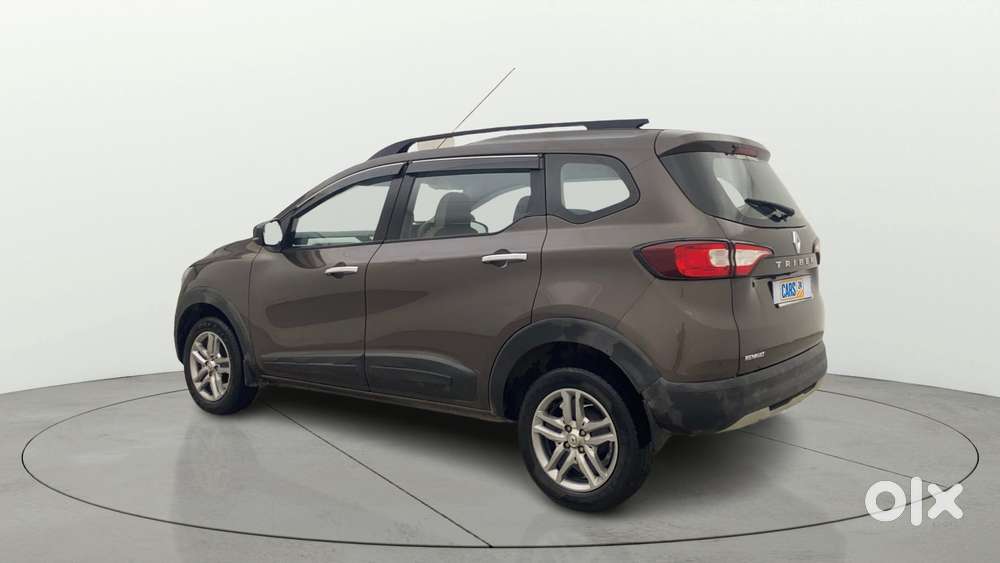 Renault Triber Rxz, 2023, Petrol