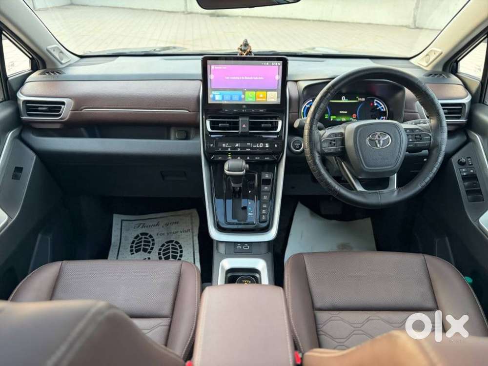 Toyota Innova Hycross 2.0 Zx (o) Hybrid 7 Str, 2026, Petrol