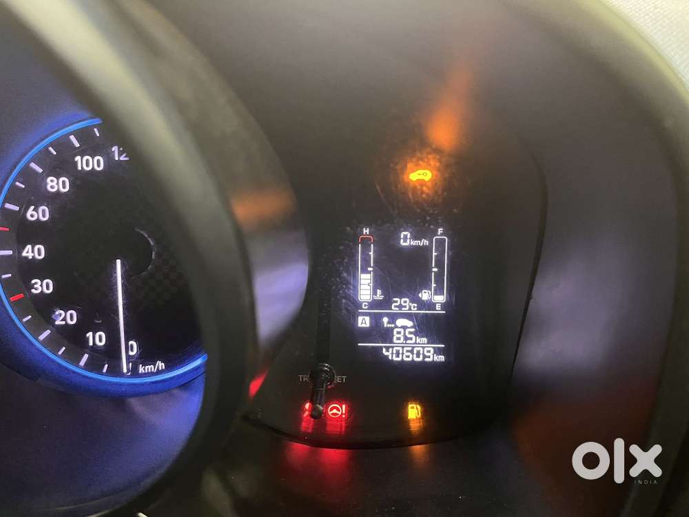 Hyundai Venue 1.2 S Plus, 2019, Petrol