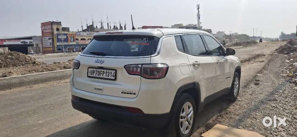 Jeep Campus Sports Plus