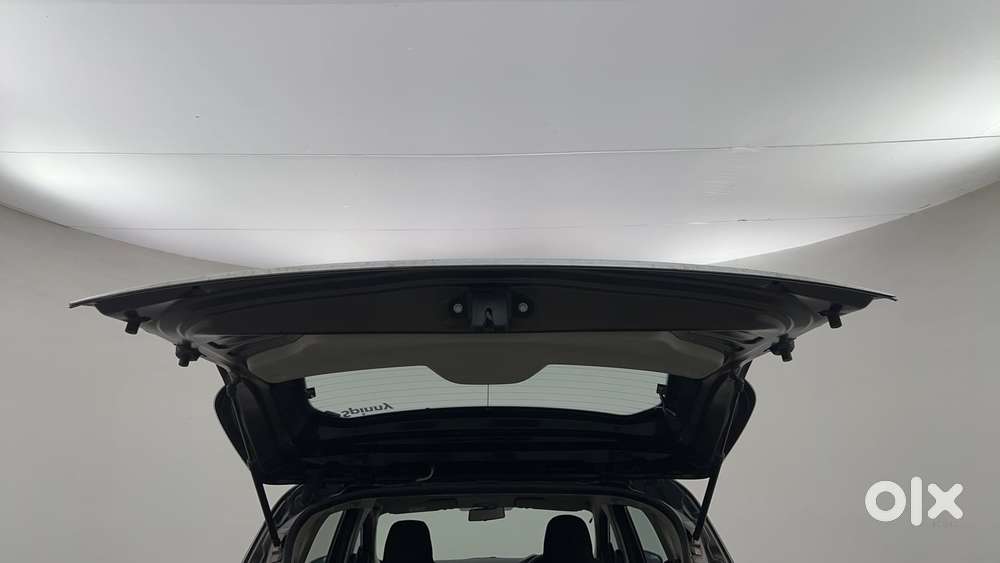 Renault Triber Rxz, 2021, Petrol