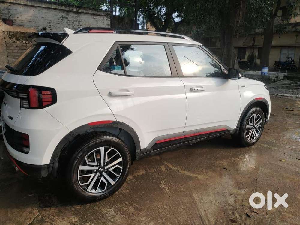 Hyundai Venue N Line 2025 Petrol 4900 Km Driven