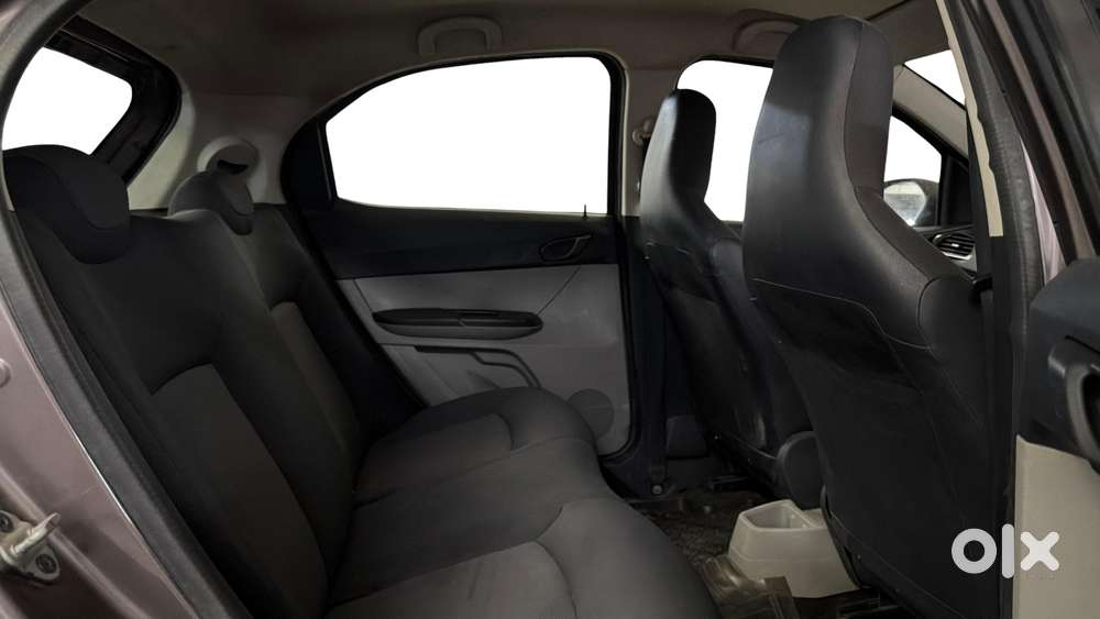 Tata Tiago 1.05 Revotorq Xt, 2018, Petrol
